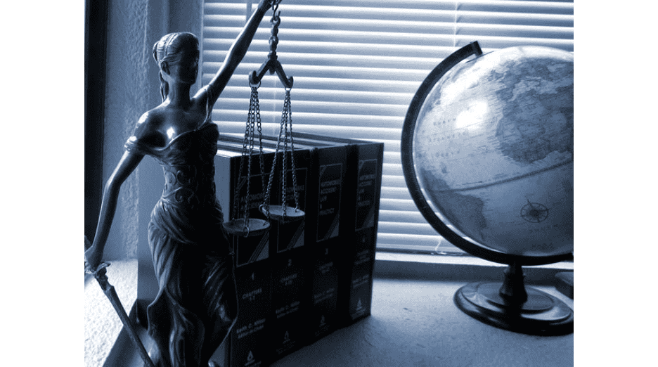 Featured image for “Free Legal Clinics at Broadway Halls Dudley”